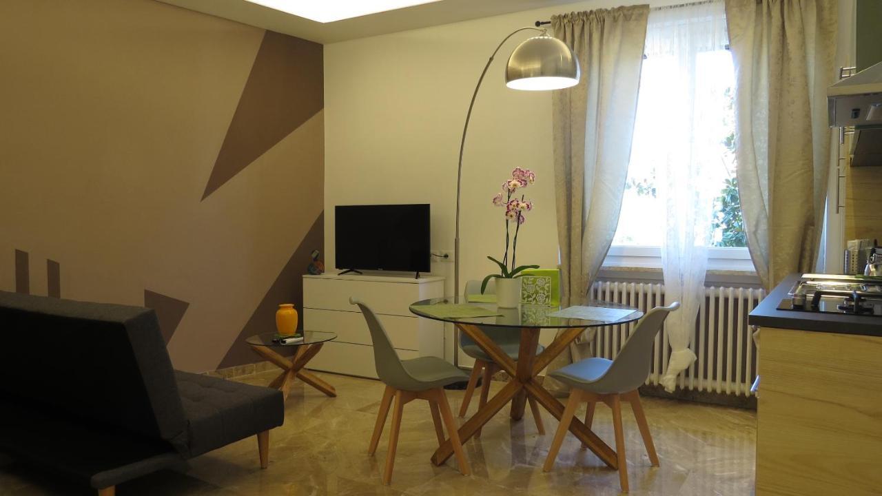Il Gelso Di Barcuzzi Bed & Breakfast Lonato Room photo