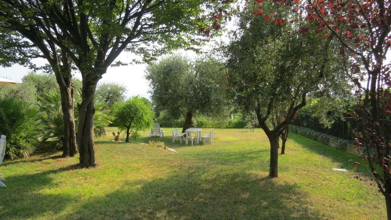 Il Gelso Di Barcuzzi Bed & Breakfast Lonato Exterior photo